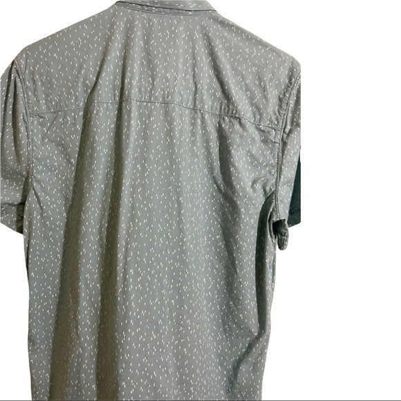 Paige Landon Mens print short sleeve shirt. Size Small Button down Rayon small - Picture 8 of 11